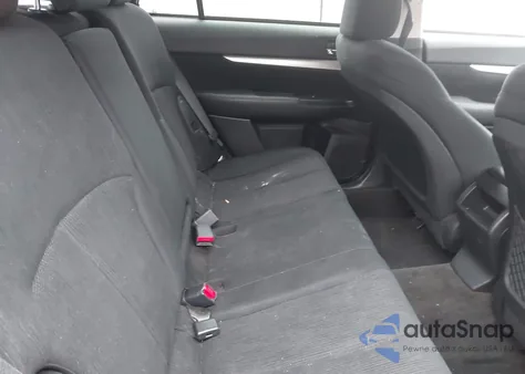 2014 Subaru Outback 2.5I Premium z USA, uszkodzony, nr VIN 4S4BRBCC7E3326864